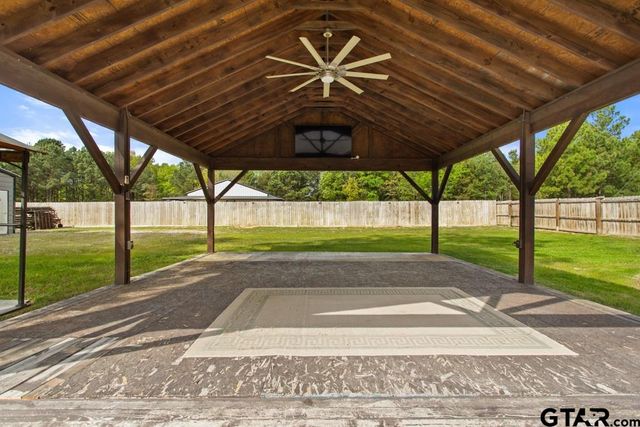 17085 CR 4100, Lindale, TX 75771