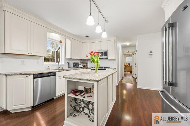 12 Woodgate Drive, South Brunswick, NJ 08852