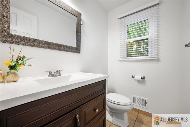 12 Woodgate Drive, South Brunswick, NJ 08852