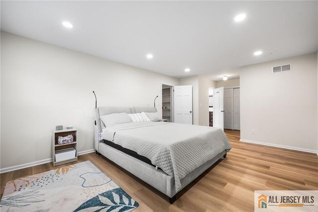 12 Woodgate Drive, South Brunswick, NJ 08852