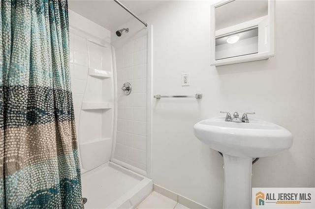 12 Woodgate Drive, South Brunswick, NJ 08852