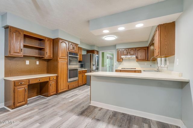 6 Red Fern Circle, Johnson City, TN 37604