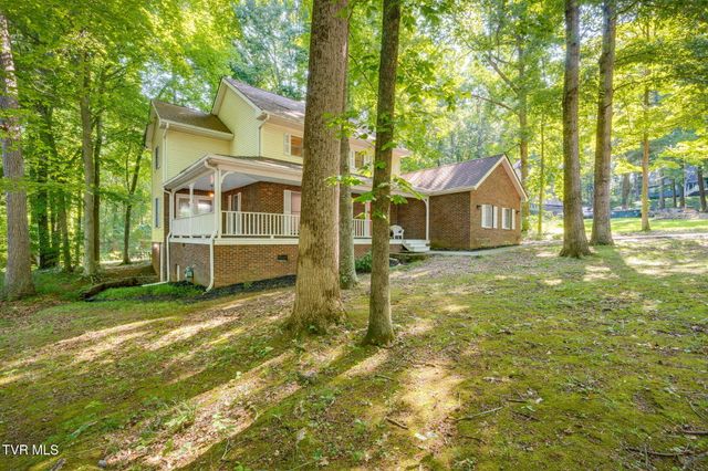 6 Red Fern Circle, Johnson City, TN 37604