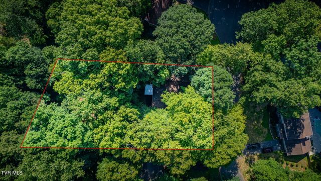 6 Red Fern Circle, Johnson City, TN 37604