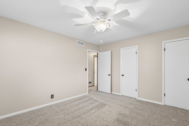 8509 E Lockmoor Cir, Wichita, KS 67207