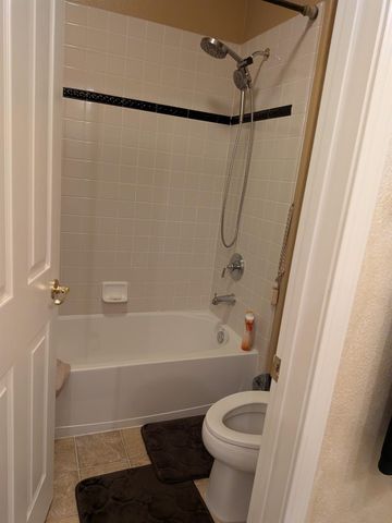 9840 Waterfowl Dr, Elk Grove, CA 95757