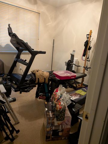 9840 Waterfowl Dr, Elk Grove, CA 95757