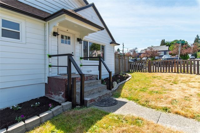 1231 4th Street, Bremerton, WA 98337