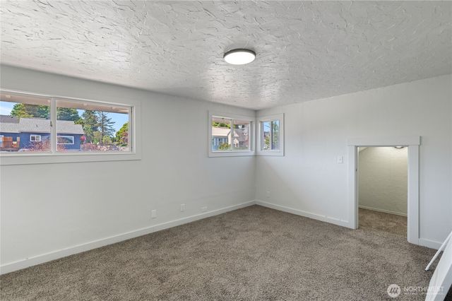 1231 4th Street, Bremerton, WA 98337
