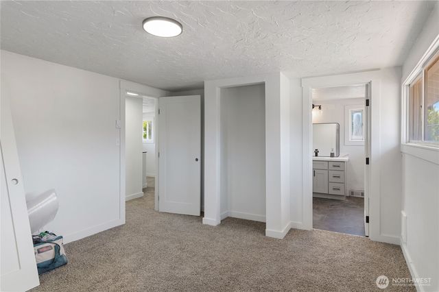1231 4th Street, Bremerton, WA 98337