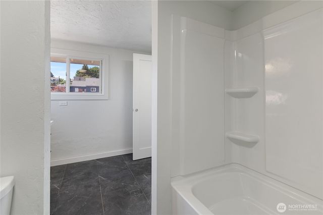 1231 4th Street, Bremerton, WA 98337