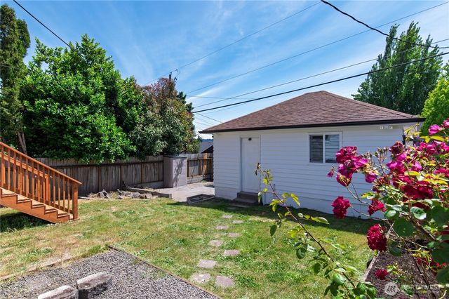 1231 4th Street, Bremerton, WA 98337