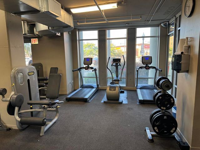 437 W Division Street 311, Chicago, IL 60610