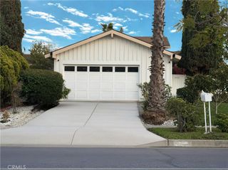 4 Bascom, Irvine, CA 92612