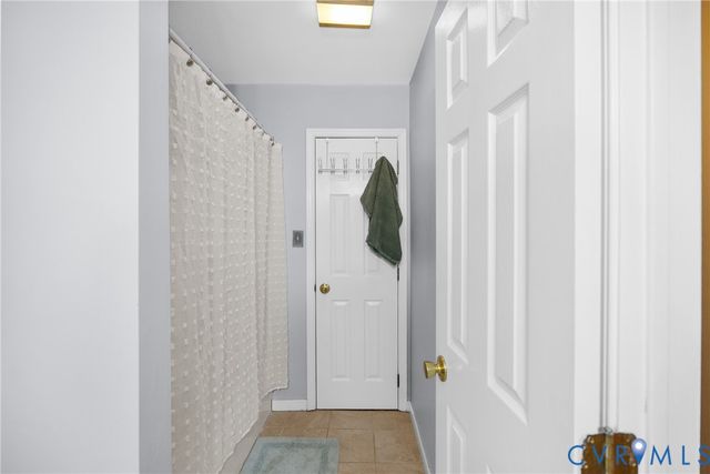 10900 Old Cheshire Ln, Chester, VA 23831