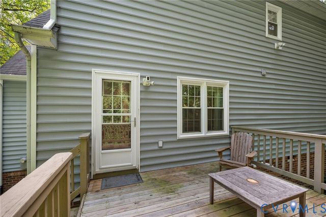 10900 Old Cheshire Ln, Chester, VA 23831