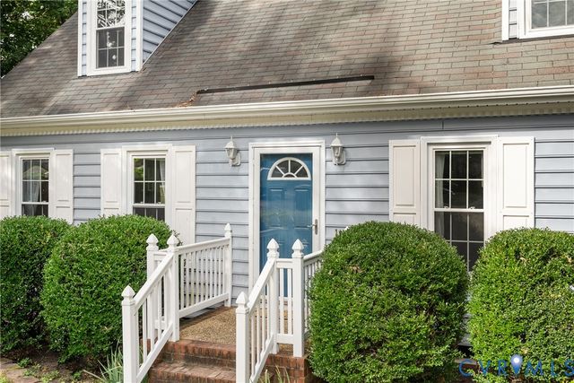 10900 Old Cheshire Ln, Chester, VA 23831