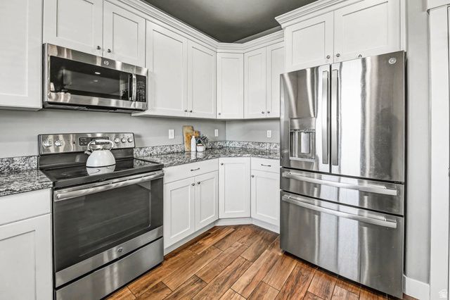 4082 W SHADY PLUM WAY, South Jordan, UT 84009