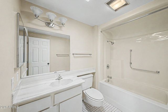 10129 W PINE SPRINGS Drive, Sun City, AZ 85373