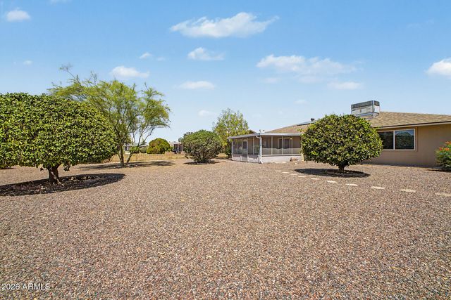 10129 W PINE SPRINGS Drive, Sun City, AZ 85373