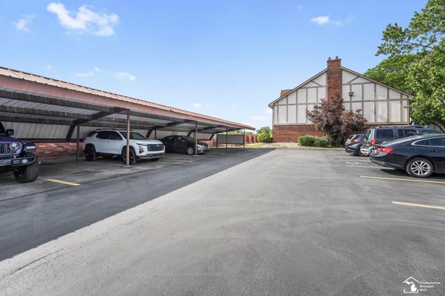 30200 Southfield Road, Southfield, MI 48076