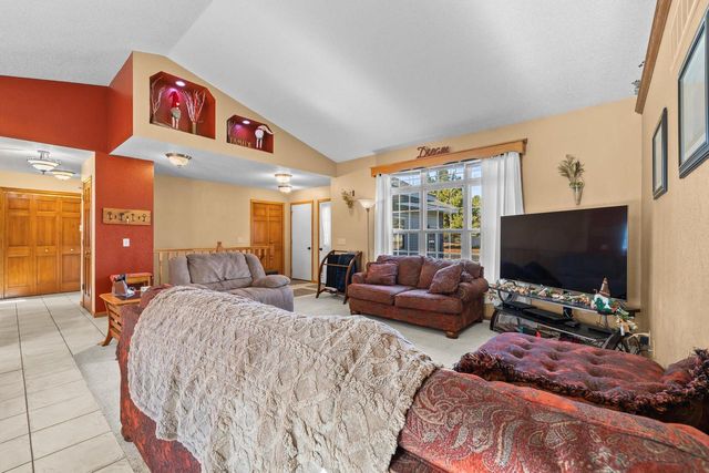 3041 LEXINGTON PLACE, Plover, WI 54467