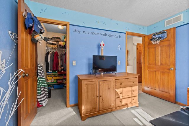 3041 LEXINGTON PLACE, Plover, WI 54467