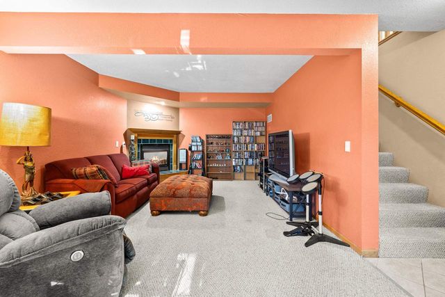 3041 LEXINGTON PLACE, Plover, WI 54467