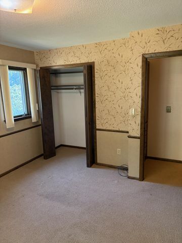 6591 Manchester Lane, Eden Prairie, MN 55346