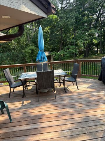 6591 Manchester Lane, Eden Prairie, MN 55346