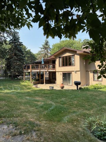 6591 Manchester Lane, Eden Prairie, MN 55346