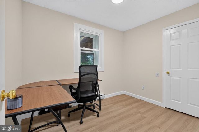 1061 YORK RD, Dillsburg, PA 17019