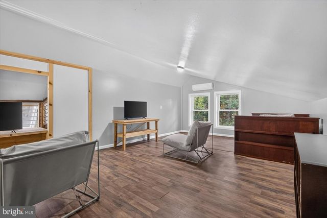 1061 YORK RD, Dillsburg, PA 17019