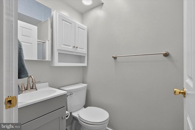 1061 YORK RD, Dillsburg, PA 17019