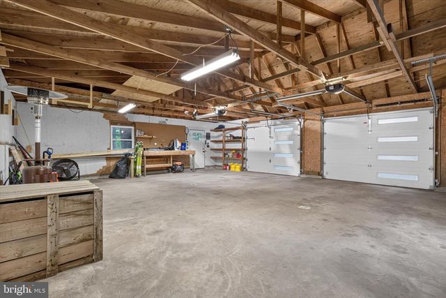 1061 YORK RD, Dillsburg, PA 17019
