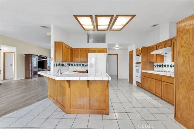 10578 Westway, Hesperia, CA 92345