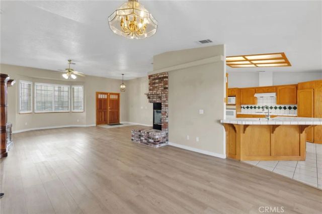 10578 Westway, Hesperia, CA 92345