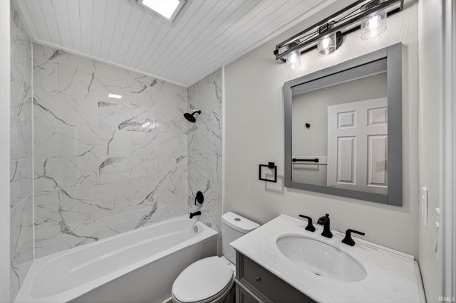 52291 Shenandoah Drive, South Bend, IN 46635