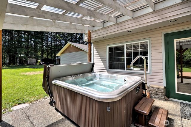 21 SE Majestic View Drive, Shelton, WA 98584