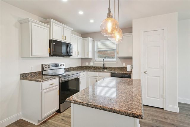 12916 Kingsgate Drive, Rhome, TX 76078