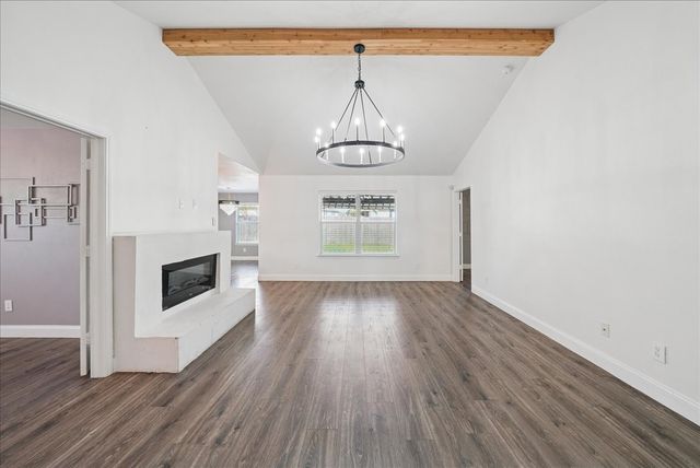 12916 Kingsgate Drive, Rhome, TX 76078