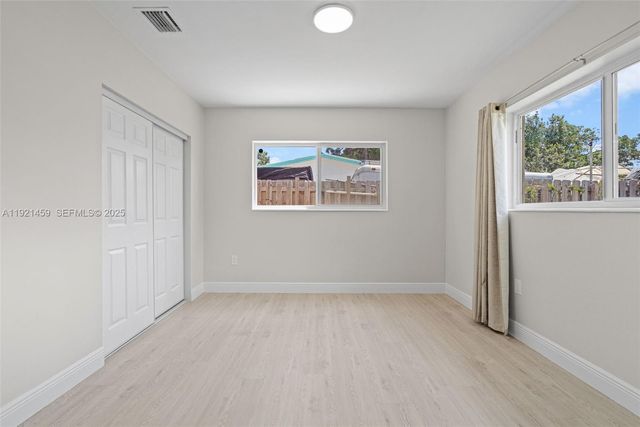 3220 NW 4th Ct, Lauderhill, FL 33311