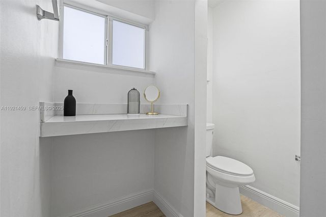 3220 NW 4th Ct, Lauderhill, FL 33311