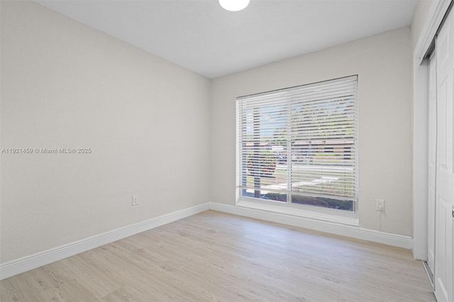 3220 NW 4th Ct, Lauderhill, FL 33311