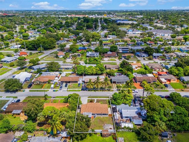 3220 NW 4th Ct, Lauderhill, FL 33311
