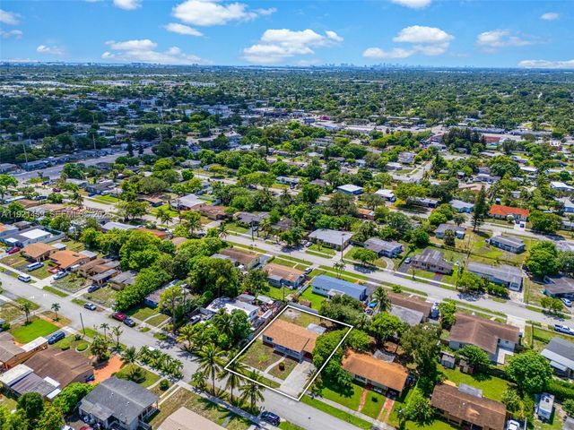 3220 NW 4th Ct, Lauderhill, FL 33311