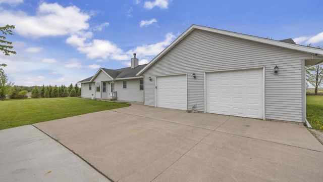 N11729 Lettau DRIVE, Brownsville, WI 53006