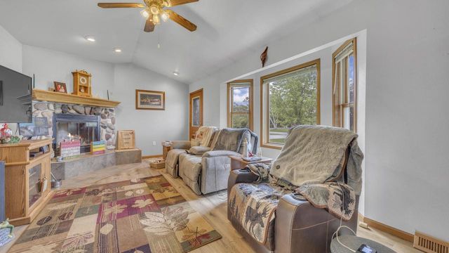 N11729 Lettau DRIVE, Brownsville, WI 53006