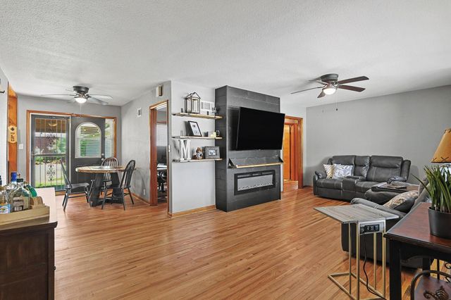 800 N Friend St, Belle Plaine, KS 67013