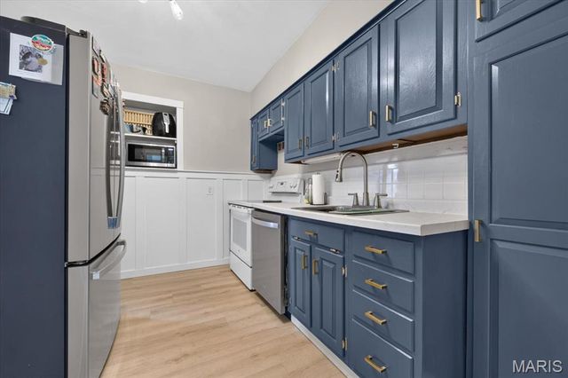 8561 Everett Avenue, St Louis, MO 63117